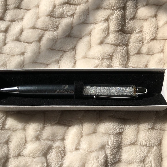 NWT. Swarvoski Crystal filled quality ballpoint pen. replaceable ink cartridge. - Picture 8 of 8